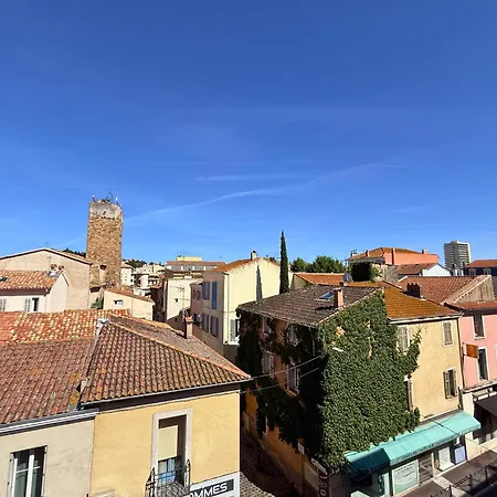 Superbe T3 Rénové&climatisé à 5 Min Des Plages *